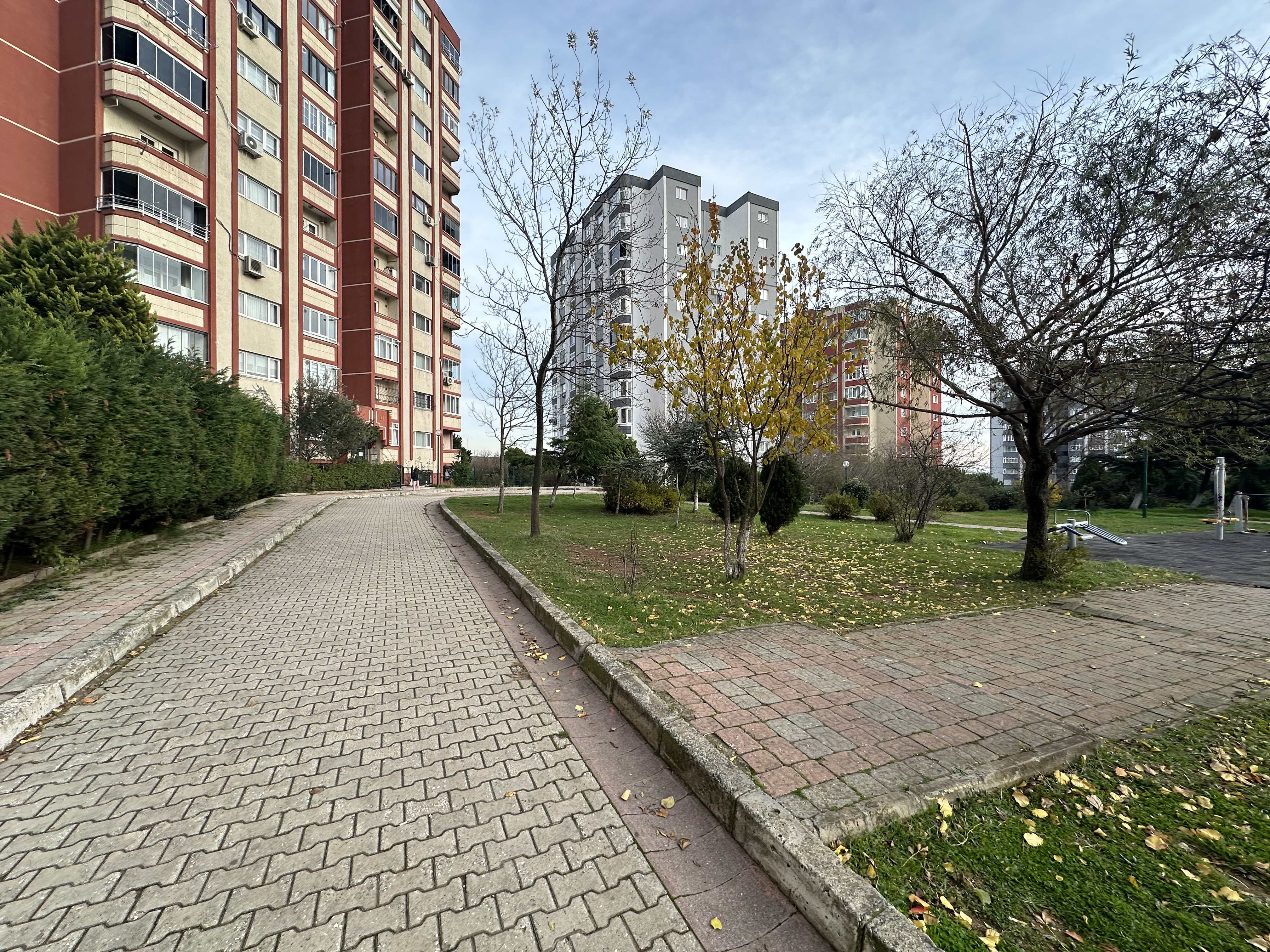 BAŞAKŞEHİR 4.ETAP IHLAMUR PARK 3+1 SATILIK